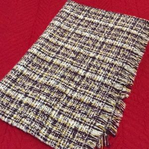 NWOT Boucle Blanket Scarf